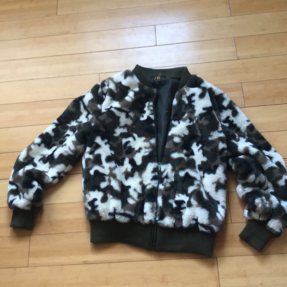 Bummer jacket soft fleece sz S camouflage